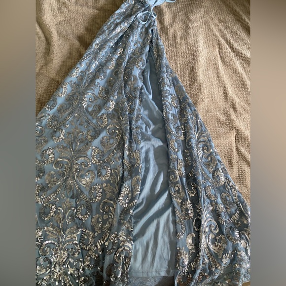 Blue sparkle Windsor prom dress - Picture 7 of 7